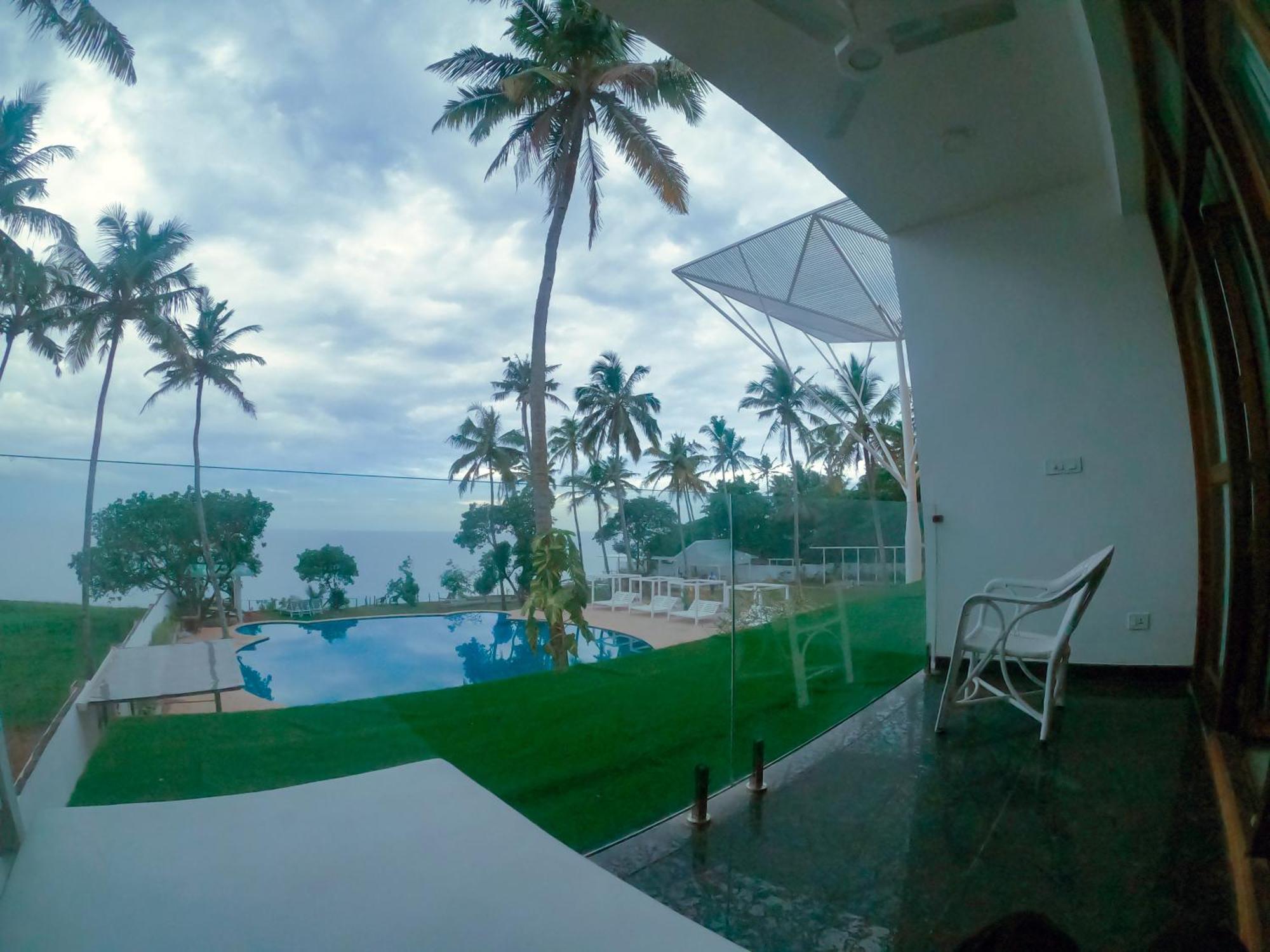 Elixir Cliff Beach Resort And Spa Varkala Exterior photo