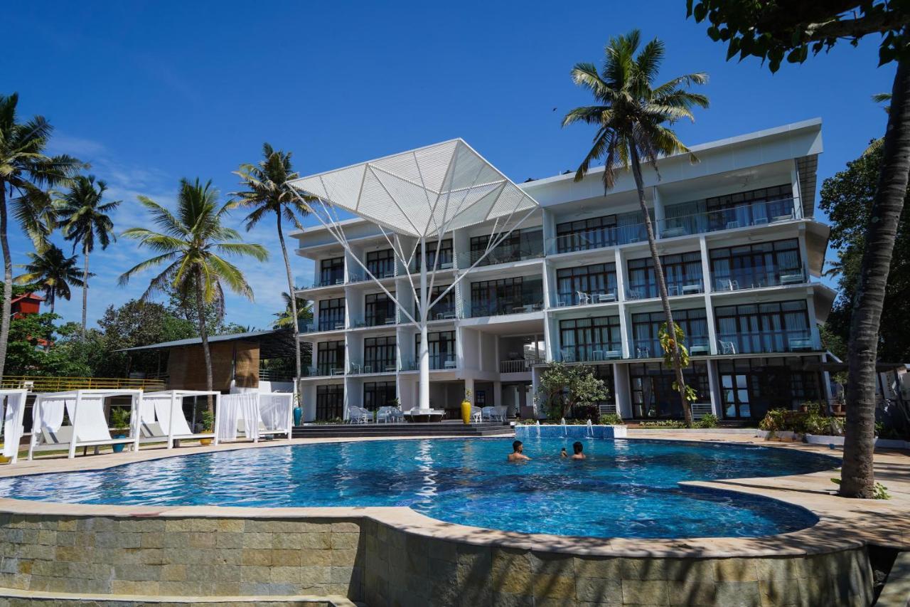 Elixir Cliff Beach Resort And Spa Varkala Exterior photo