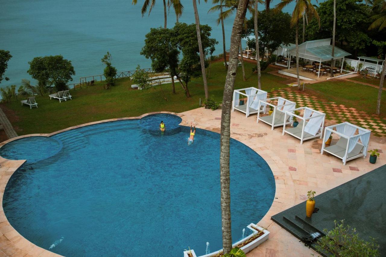 Elixir Cliff Beach Resort And Spa Varkala Exterior photo